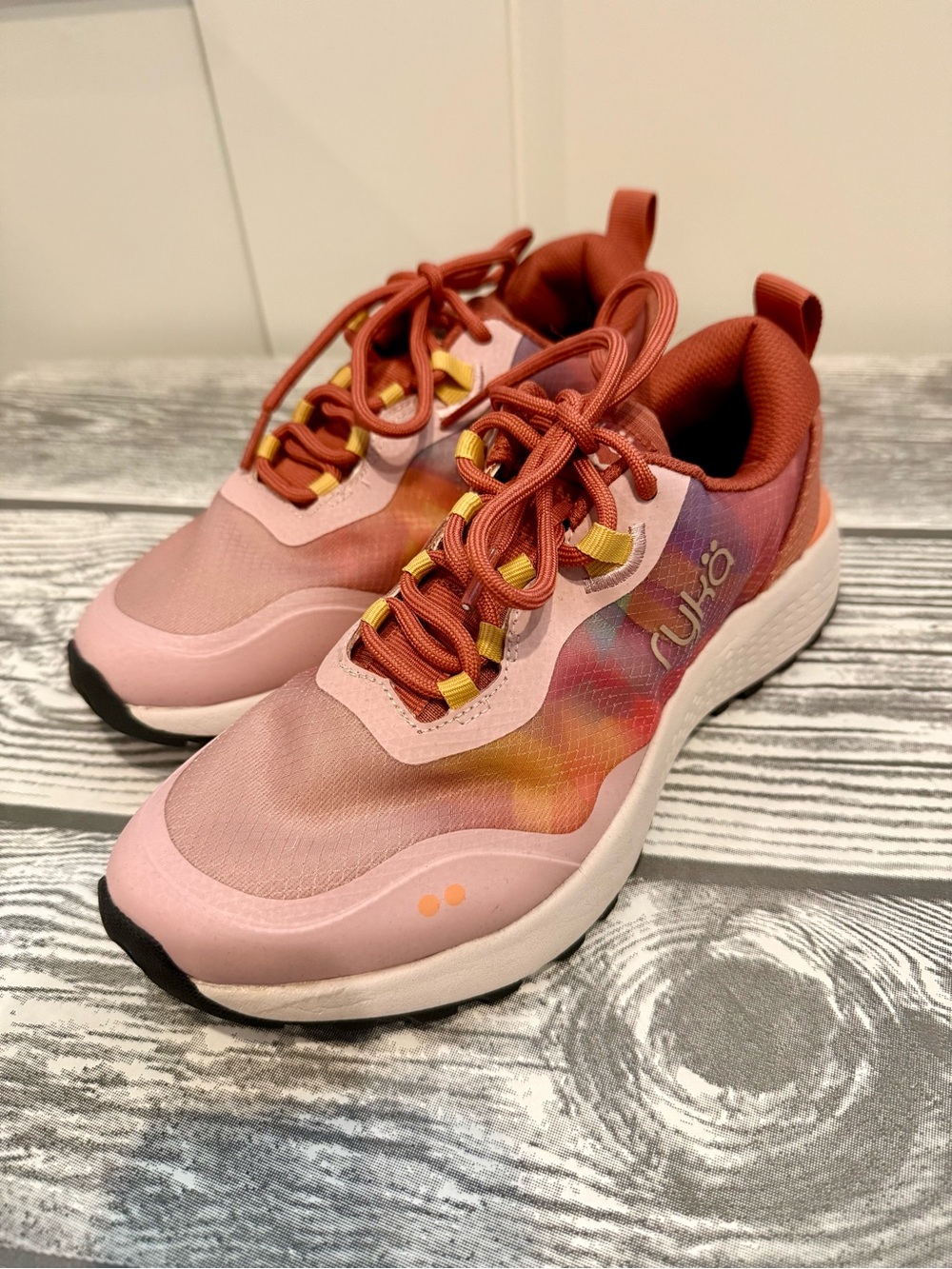 Ryka Women's Pink Crystal Multicolor Athletic Sneakers - Kahuna Hiking - 7.5 -